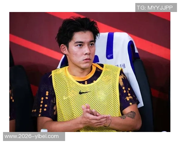 李明家族颜值爆表李嗣镕首秀进球姐姐赛后温馨祝贺