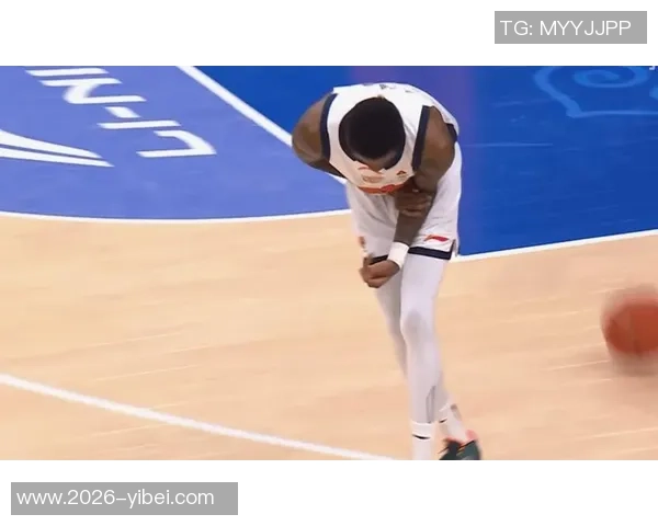 奎因半场表现亮眼13号秀砍下8分4板并送生涯最高8助